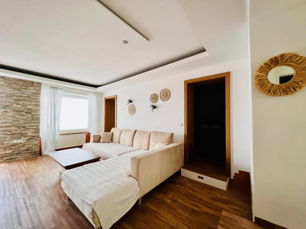 Sunny App Apartman Ljubljana Kültér fotó