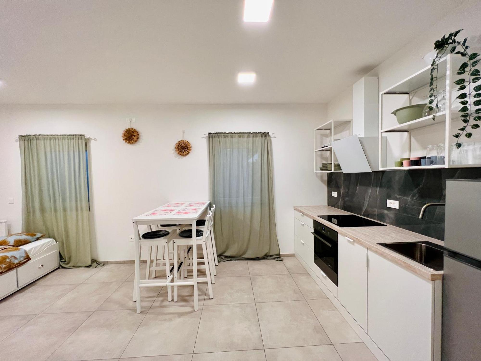 Sunny App Apartman Ljubljana Szoba fotó