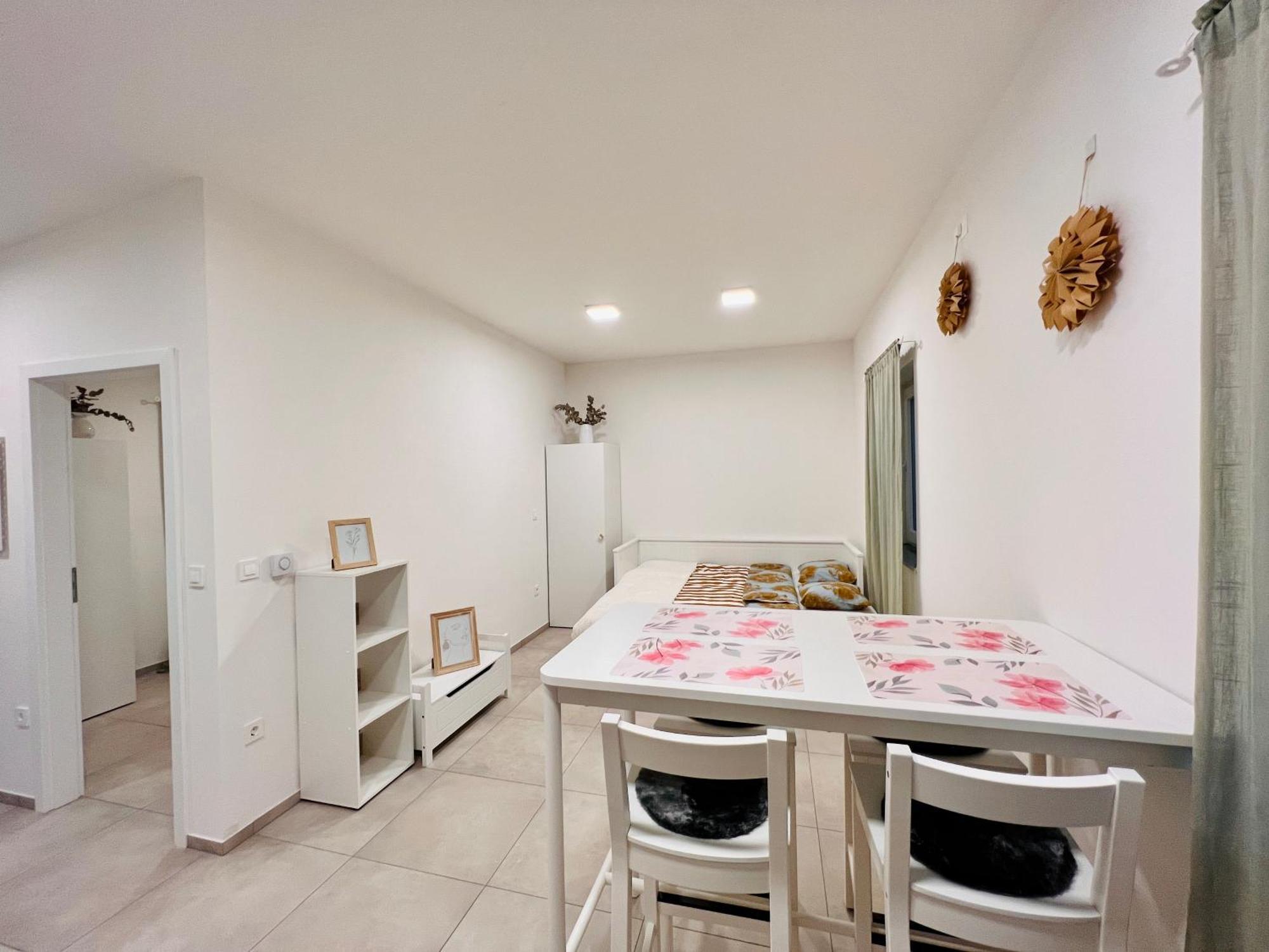Sunny App Apartman Ljubljana Szoba fotó
