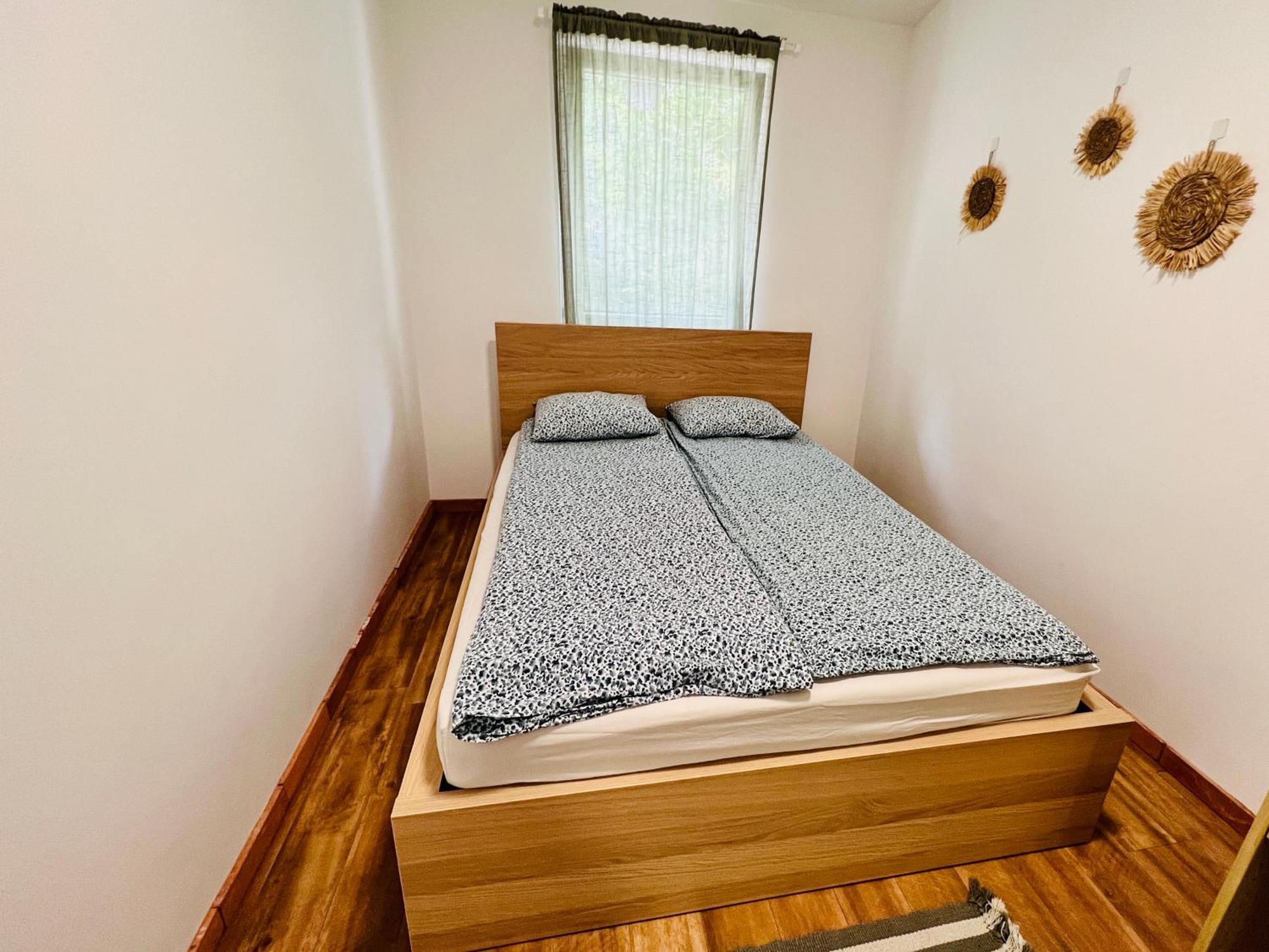Sunny App Apartman Ljubljana Szoba fotó