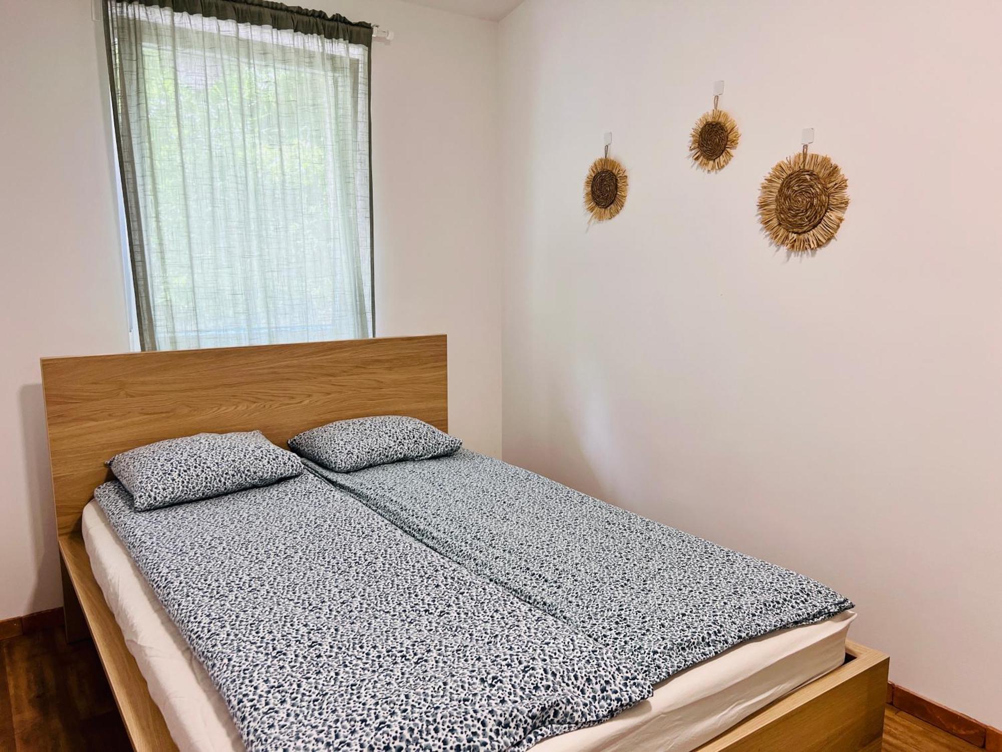 Sunny App Apartman Ljubljana Szoba fotó